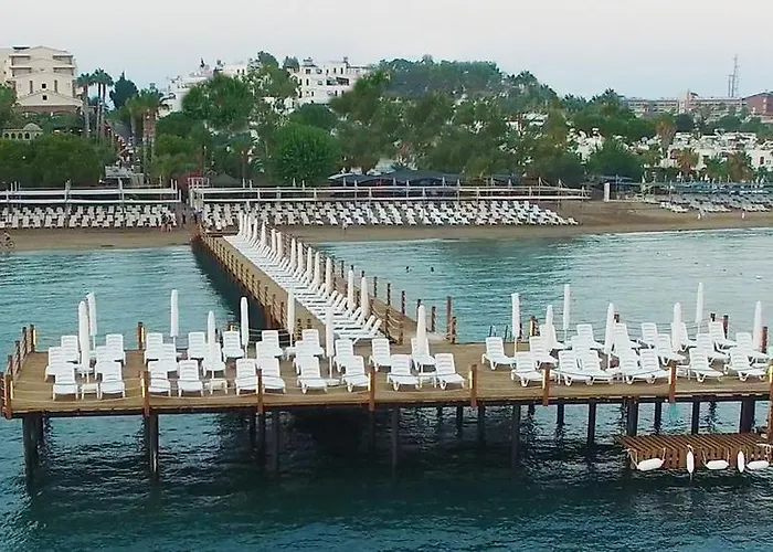 Thalia Resort 4*