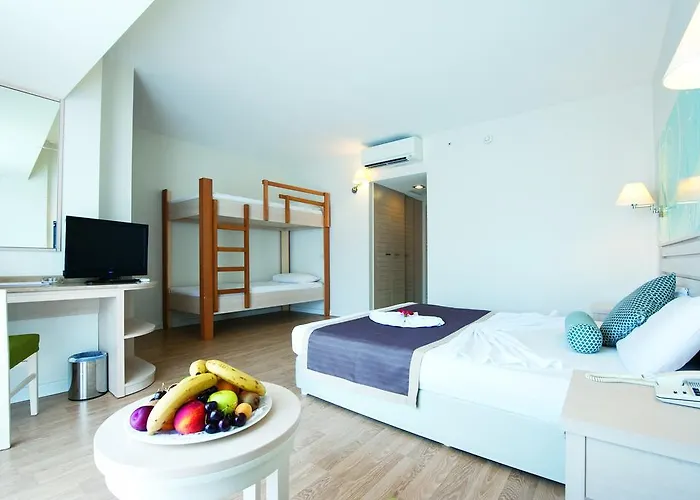 Курортный комплекс Thalia