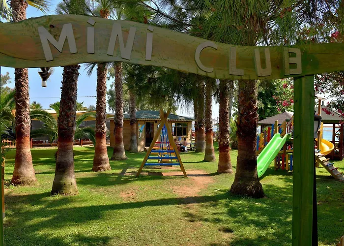 Thalia Курортный комплекс 4*